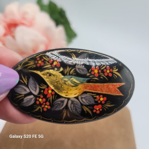 Vintage Russian Gold Bird Brooch Pin Hand Painted Lacquered Flower - Picture 2 of 6